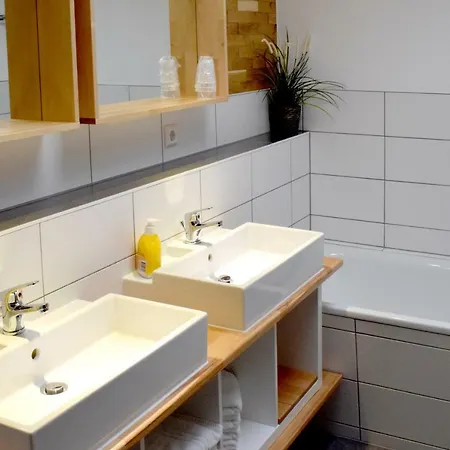Reihenhaus Mit 3 Schlafzimmer *