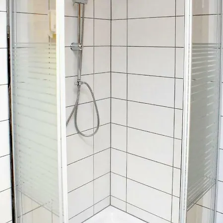 Reihenhaus Mit 3 Schlafzimmer * Неккарзульм
