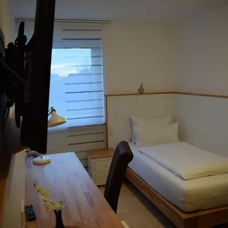 Reihenhaus Mit 3 Schlafzimmer *